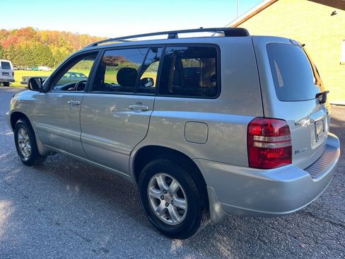 Used 2002 Toyota Highlander GREAT VALUE AWD image 5