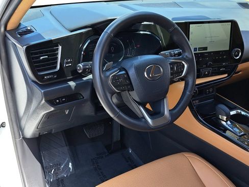 Used 2026 Lexus NX 350h AWD w/ Accessory Package (2T) image 17