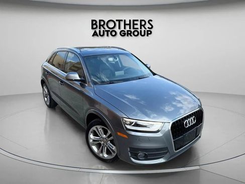 Used 2015 Audi Q3 2.0T Premium Plus image 1