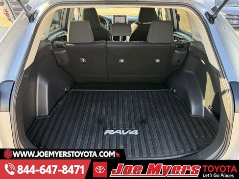 Used 2025 Toyota RAV4 LE image 28
