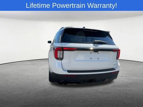 New 2025 Ford Explorer ST-Line image 8