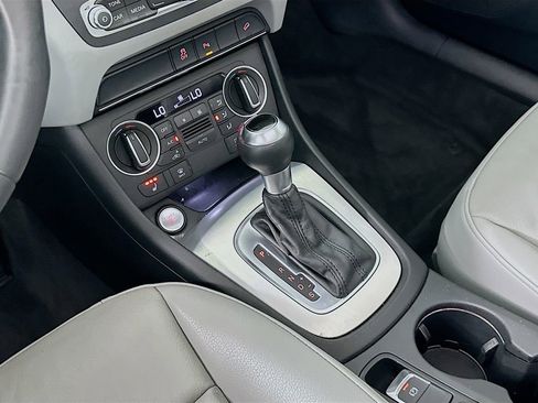 Used 2018 Audi Q3 2.0T Premium Plus w/ Premium Plus Package image 16