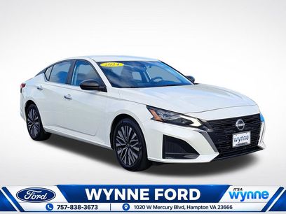 Used 2024 Nissan Altima 2.5 SV