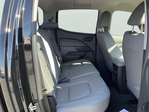 Used 2022 Chevrolet Colorado W/T w/ Custom Special Edition image 40