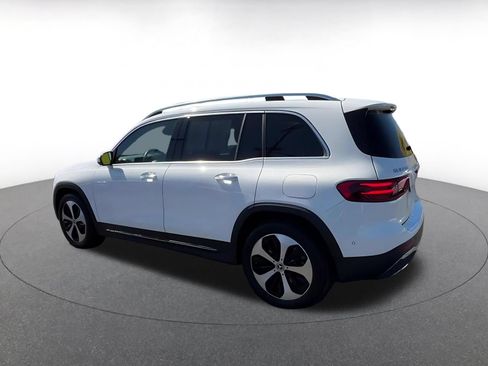 Used 2025 Mercedes-Benz GLB 250 image 10