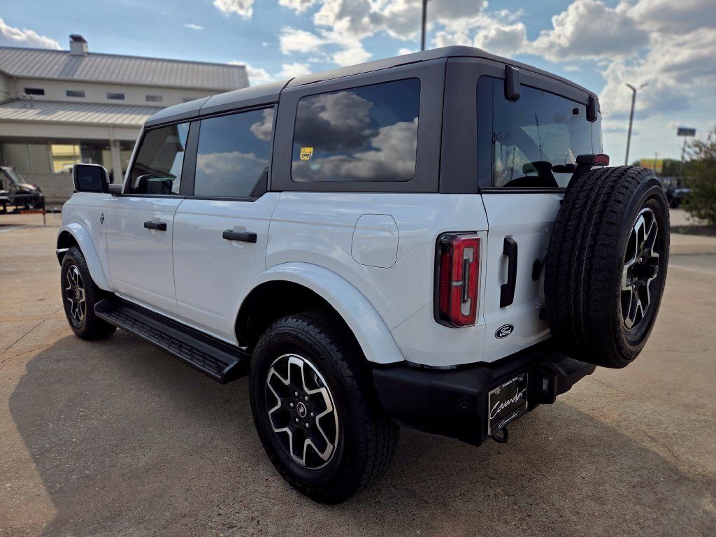 New 2026 Ford Bronco Outer Banks AWD/4WD image 7