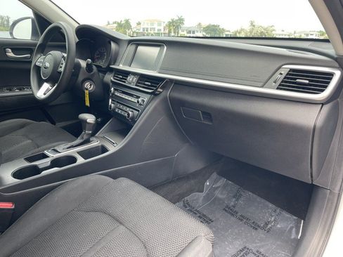 Used 2019 Kia Optima LX FWD image 8