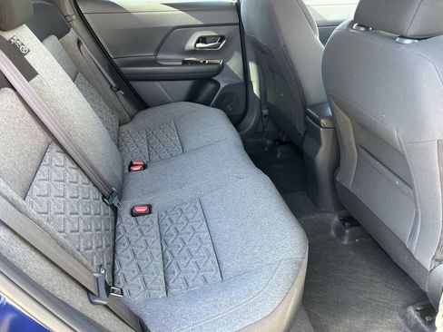 Used 2026 Nissan Kicks SV image 11