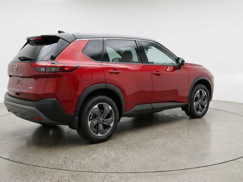 Used 2025 Nissan Rogue SV image 9