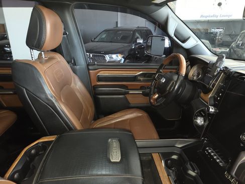 Used 2019 RAM 1500 Limited AWD/4WD image 34