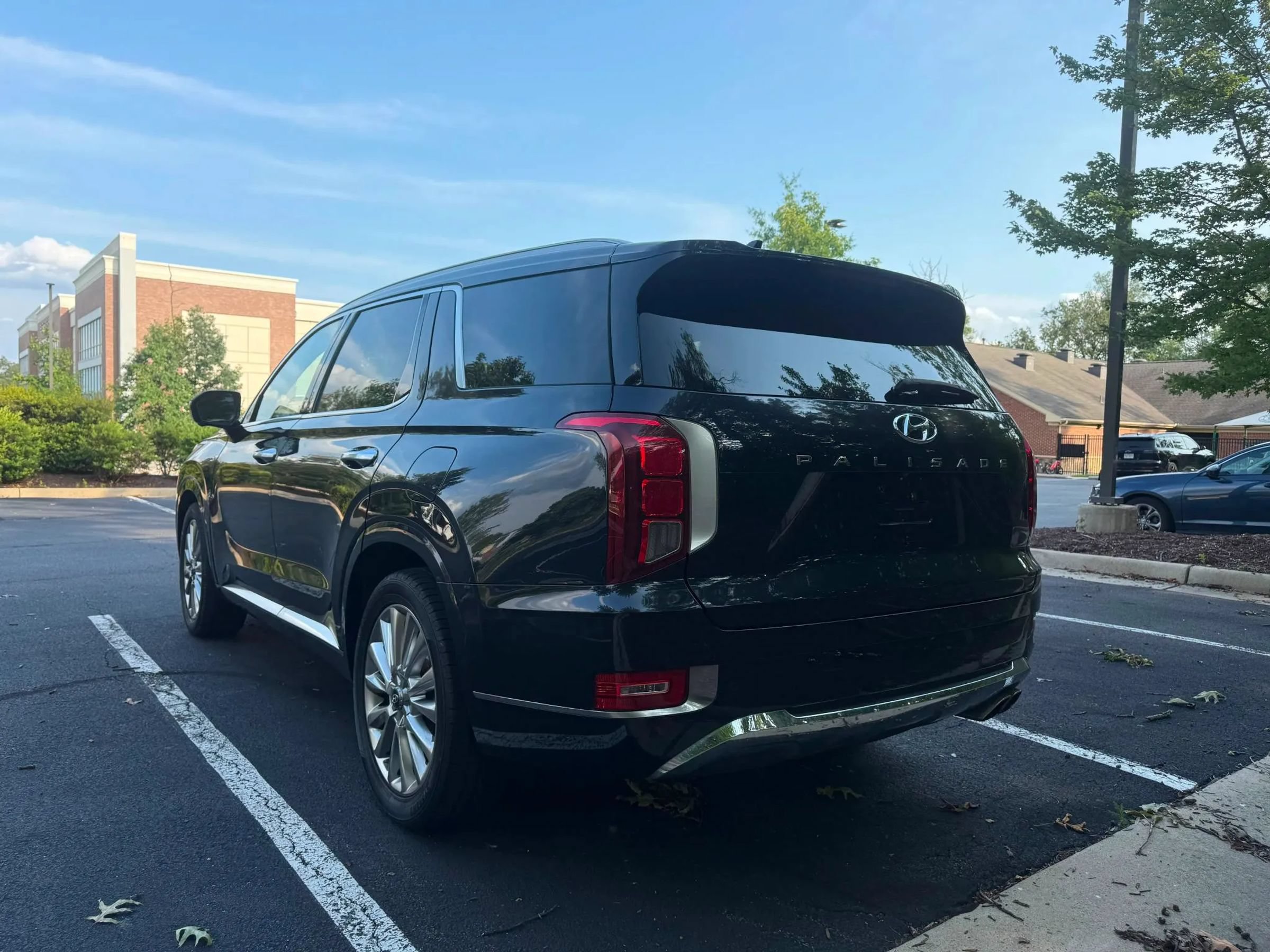 Used 2020 Hyundai Palisade Limited FWD image 9