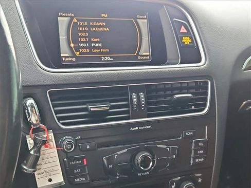 Used 2011 Audi Q5 2.0T Premium image 13