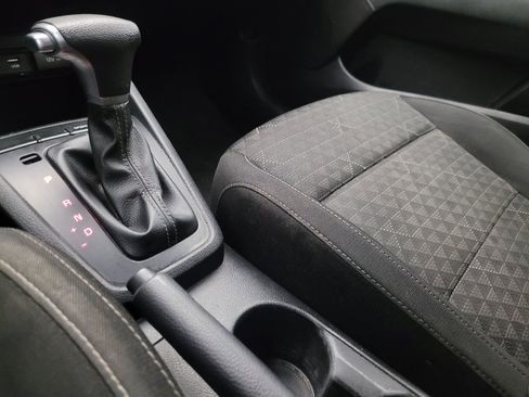 Used 2018 Kia Rio S image 26