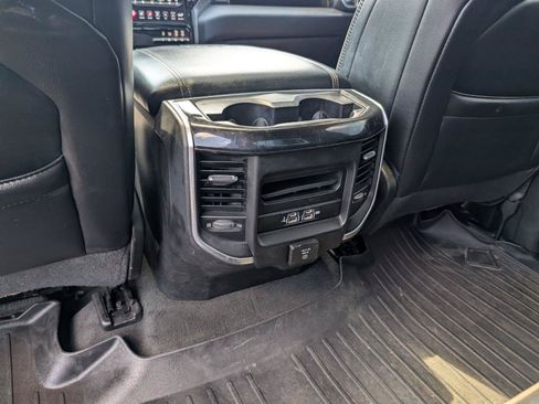 Used 2020 RAM 1500 Laramie w/ Sport Appearance Package AWD/4WD image 33
