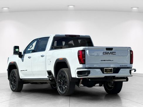 New 2026 GMC Sierra 2500 Denali Ultimate w/ LPO, Black Badging Package AWD/4WD image 4