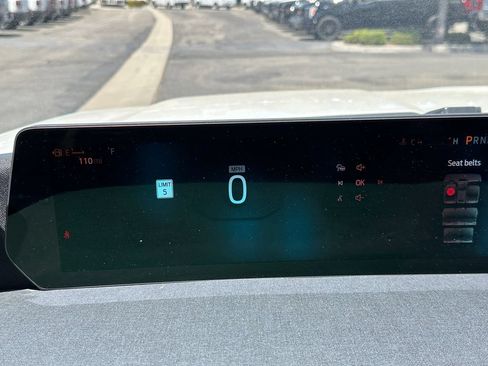 Used 2025 Ford Expedition Active RWD image 32