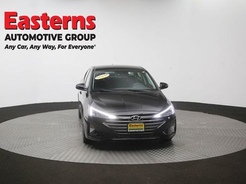 Used 2020 Hyundai Elantra Limited w/ Winter Weather Package FWD image 54