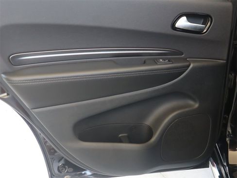 New 2024 Dodge Durango SXT w/ SXT Blacktop Group image 17