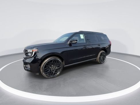 New 2026 Ford Expedition Platinum image 4