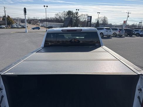 Used 2022 Chevrolet Silverado 1500 LT Trail Boss w/ LPO, Dark Essentials Package image 19