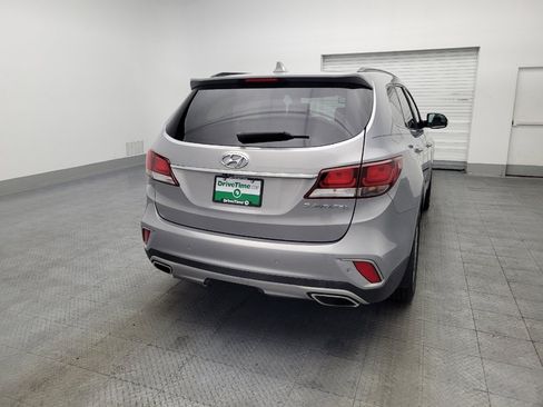 Used 2018 Hyundai Santa Fe SE Ultimate w/ SE Ultimate Tech Package 03 image 7