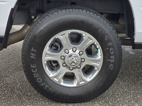 Used 2024 RAM 2500 Big Horn w/ Heated Seats & Wheel Group image 13