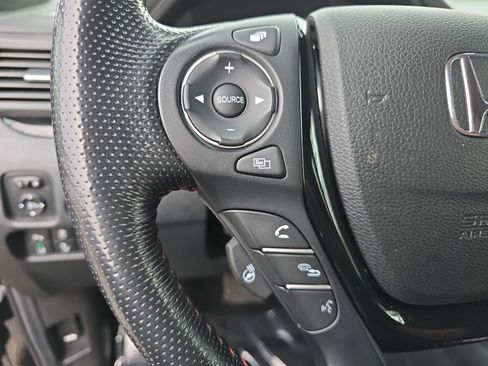 Used 2021 Honda Ridgeline Black Edition image 22