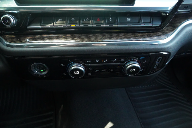 Used 2024 GMC Sierra 1500 Elevation AWD/4WD image 21