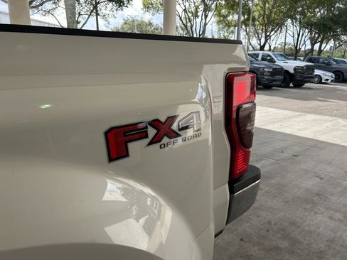 Used 2022 Ford F350 Lariat w/ Lariat Value Package image 19