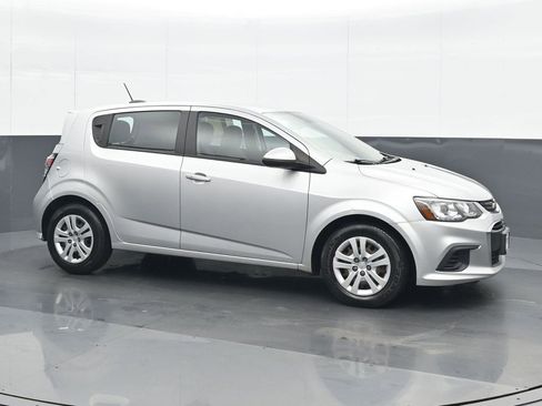 Used 2019 Chevrolet Sonic LT image 8