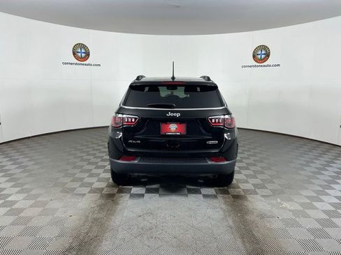 Used 2025 Jeep Compass Latitude w/ Sun & Sound Group image 21