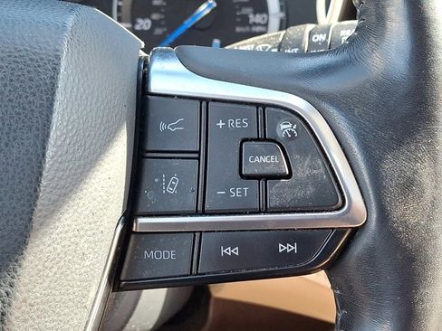 Certified 2020 Toyota Highlander Limited image 23