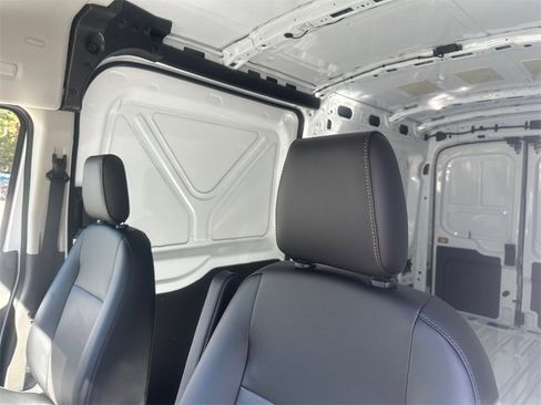New 2026 Ford Transit 250 148 Medium Roof image 15