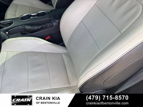 Used 2021 Ford Mustang Premium RWD image 13