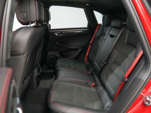 New 2026 Porsche Macan GTS image 18