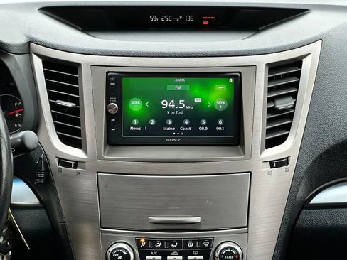 Used 2013 Subaru Outback 2.5i Premium image 14