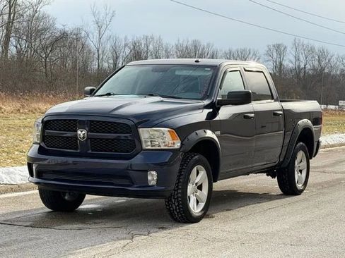 Used 2014 RAM 1500 Express image 2