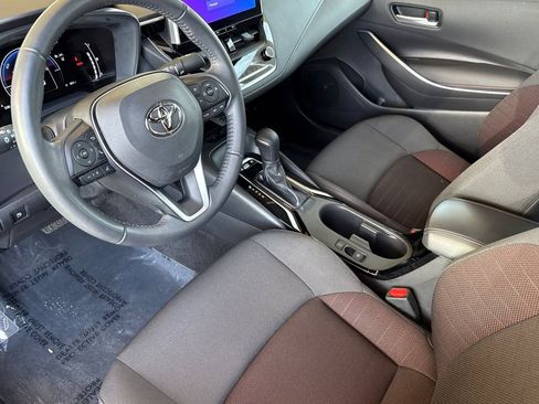 Certified 2025 Toyota Corolla SE image 12