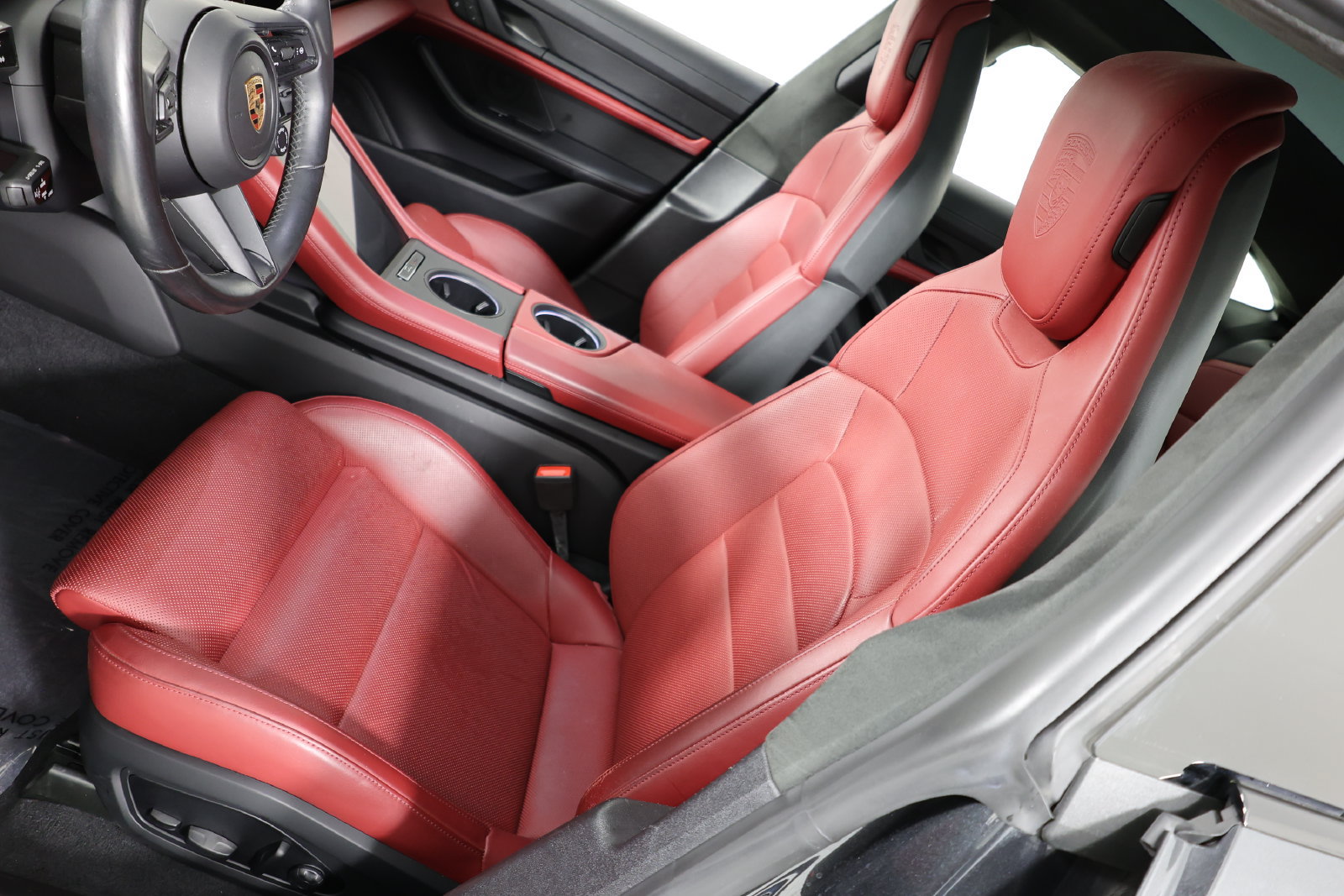 Used 2024 Porsche Taycan GTS w/ Premium Package (P6U) AWD/4WD image 2
