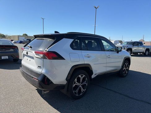Used 2025 Toyota RAV4 XSE w/ Premium Package AWD/4WD image 5