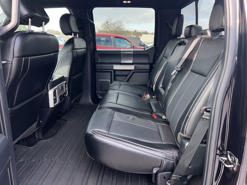 Used 2020 Ford F150 Lariat image 27