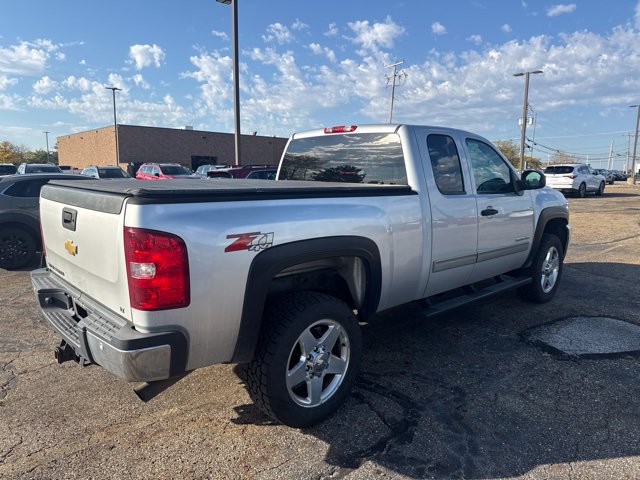 Used 2013 Chevrolet Silverado 2500 LT w/ Interior Plus Package AWD/4WD image 3