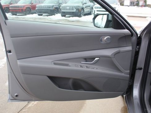 New 2026 Hyundai Elantra Blue image 8