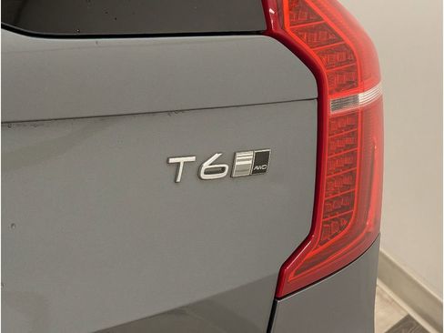 Used 2017 Volvo XC90 T6 Inscription w/ Vision Package image 6