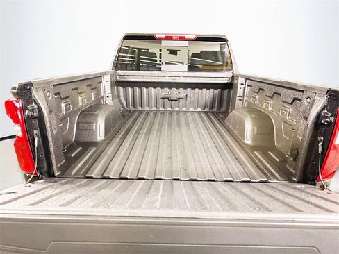 Used 2025 Chevrolet Silverado 1500 High Country w/ Technology Package image 21