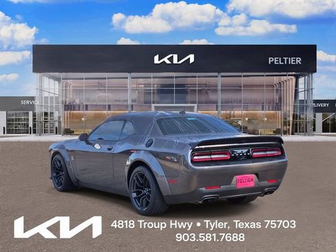 Used 2022 Dodge Challenger R/T Scat Pack RWD image 4