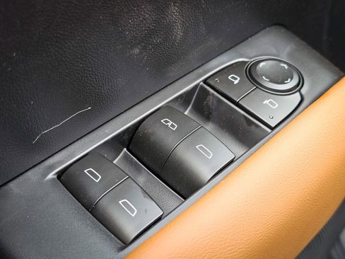 New 2026 GMC Canyon AT4 w/ Technology Plus Package AWD/4WD image 14