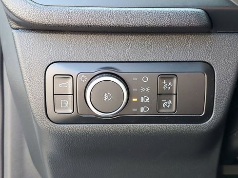 New 2025 Ford Escape SE w/ PHEV Premium Package image 8