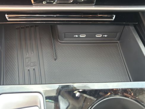 New 2026 Volkswagen Atlas Peak Edition AWD/4WD image 25