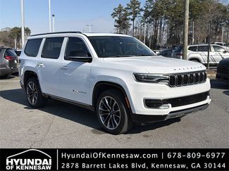 Used 2023 Jeep Wagoneer Series III w/ Premium Group I video 1
